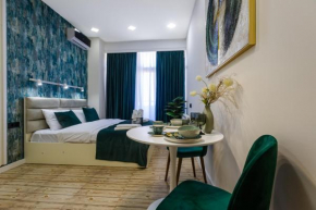Tbilisi Luxe Jacuzzi Studio